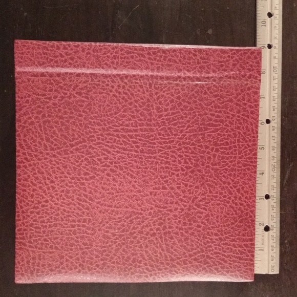 Red photo album - Picture 3 of 8